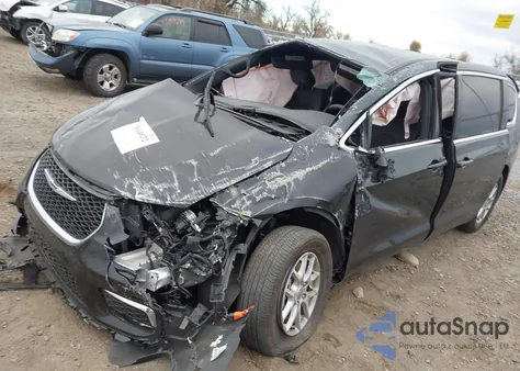 2025 Chrysler Pacifica Select from USA, damaged, VIN 2C4RC1BG6SR530920